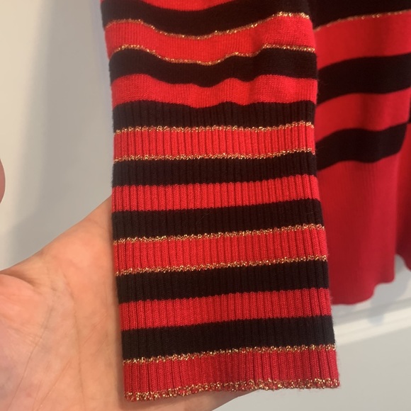 Guess Sweater - Picture 3 of 12